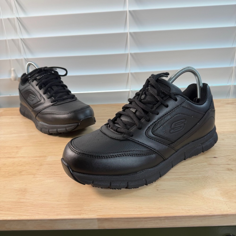 Skechers Nampa-Wyola Work Boots Men's Black Leather‎ Lace Up Slip Resistant - 9